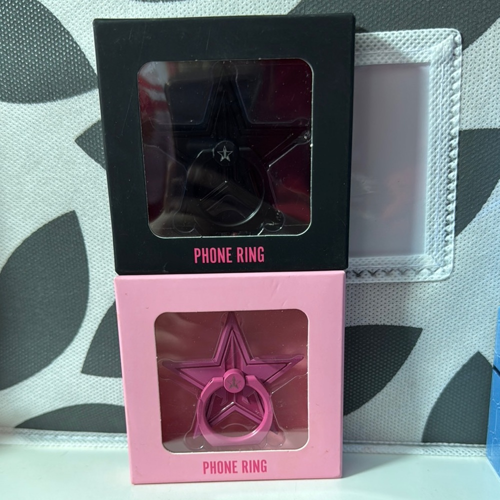 New Jeffree Star Phone Ring-One Black